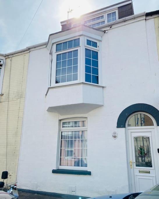 Sails House Holiday home *
